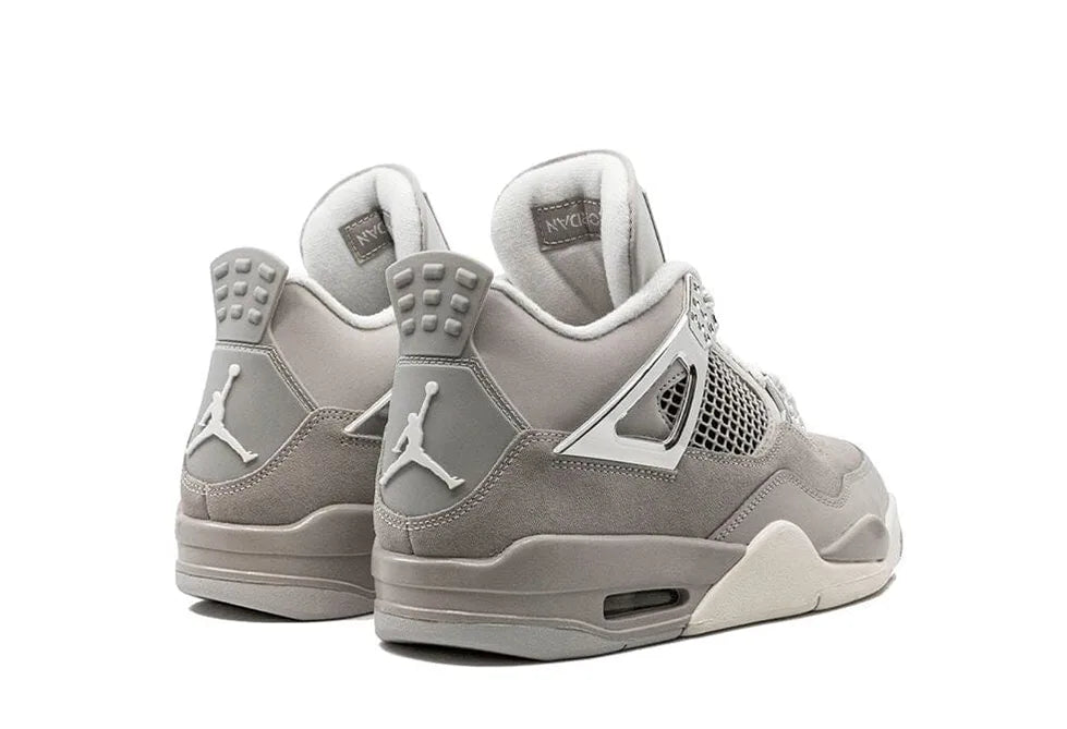 Jordan 4 Retro Frozen Moments